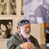 BRUCE WEBER     FOTO: ROBIN MALÁTEK